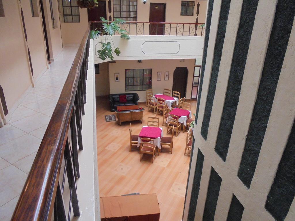 נקורו Chester Hotel מראה חיצוני תמונה