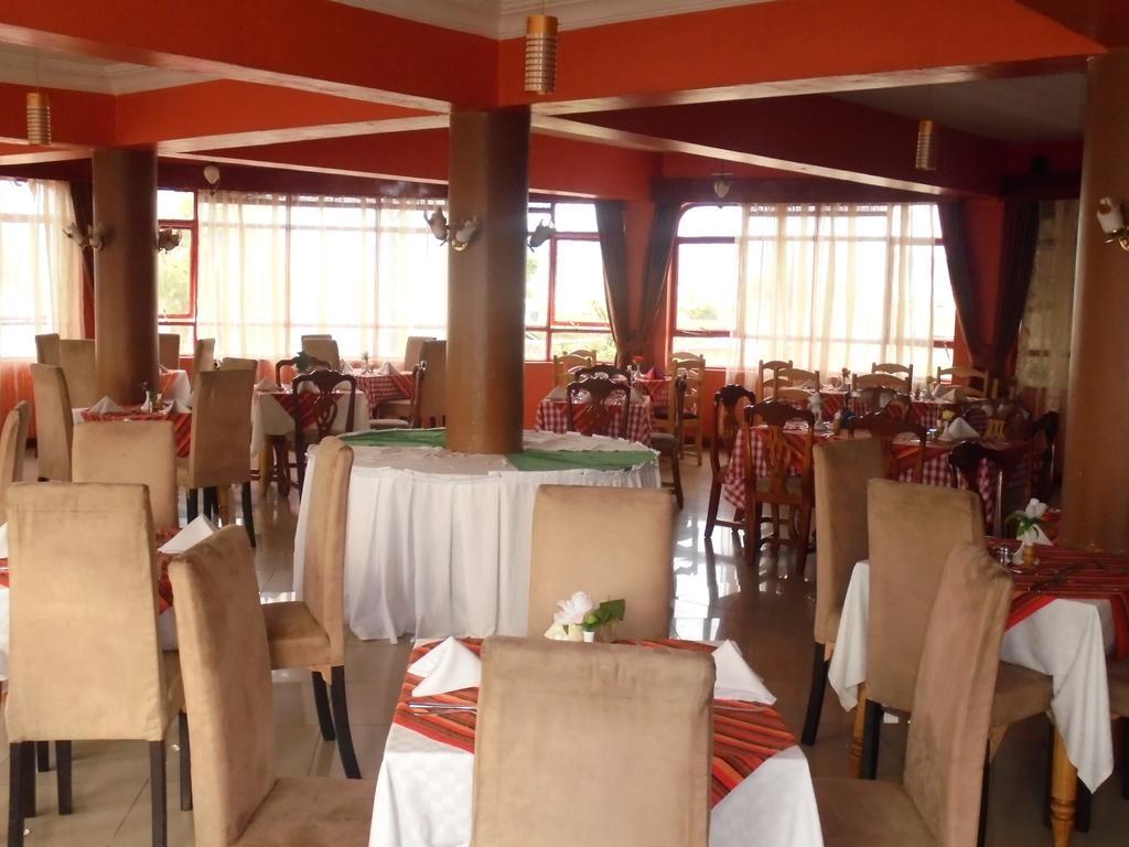 נקורו Chester Hotel מראה חיצוני תמונה