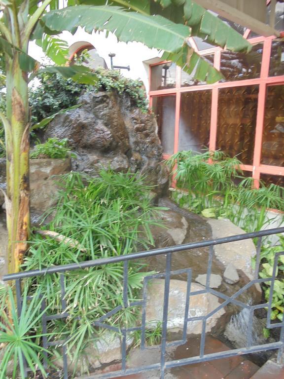 נקורו Chester Hotel מראה חיצוני תמונה