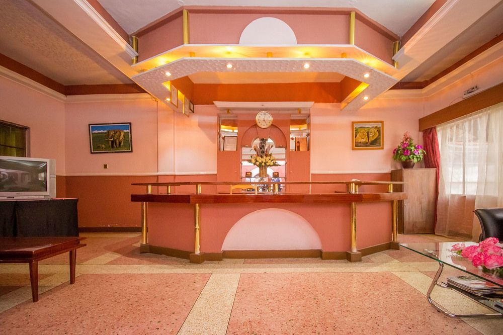 נקורו Chester Hotel מראה חיצוני תמונה